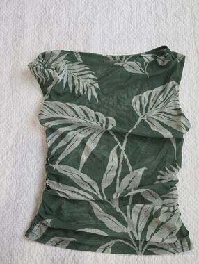 GUESS Eco Mirin Off-the-Shoulder Top Medium Green